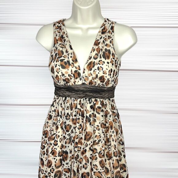 Nicole Miller Collection Silk Dress Empire Style Animal Print Deep V-Neck size 0 - Picture 3 of 12